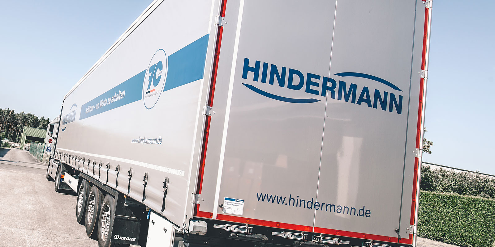 Leistungskomponente Werksverkehr Schutzhüllen, Abdeckhauben nach Maß | OEM-Hersteller HINDERMANN